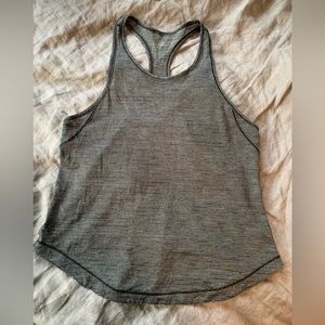 Lululemon race back tank top, size 4